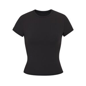 SKIMS fits everybody t-shirt